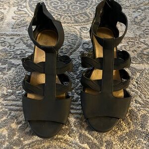 Easy Street Women’s Black Dress Sandals